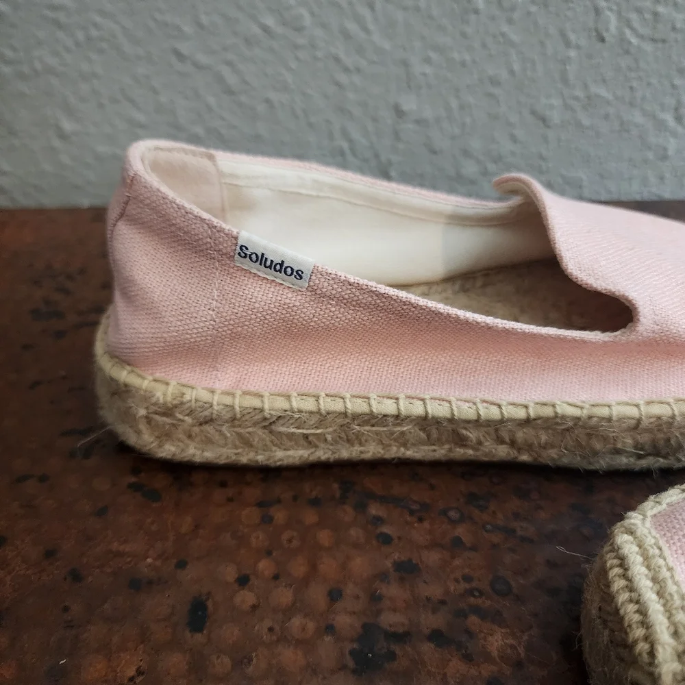 Soludos Embroidered Smoking Slipper in Dusty Pink